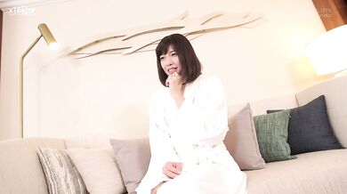 【中文字幕】娘が保育园の间だけ女に戻る明るいチャキチャキママ　渋谷なつ　32歳　最终章　旦那も娘もいる身でありながら一瞬だけの快楽を追い求めて许した他人男との生中出し